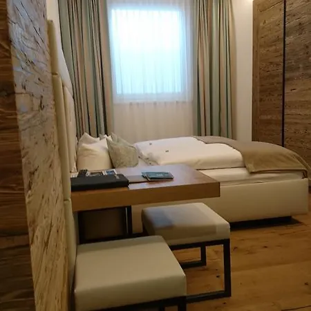 Alpinlounge Raetia Apartment *